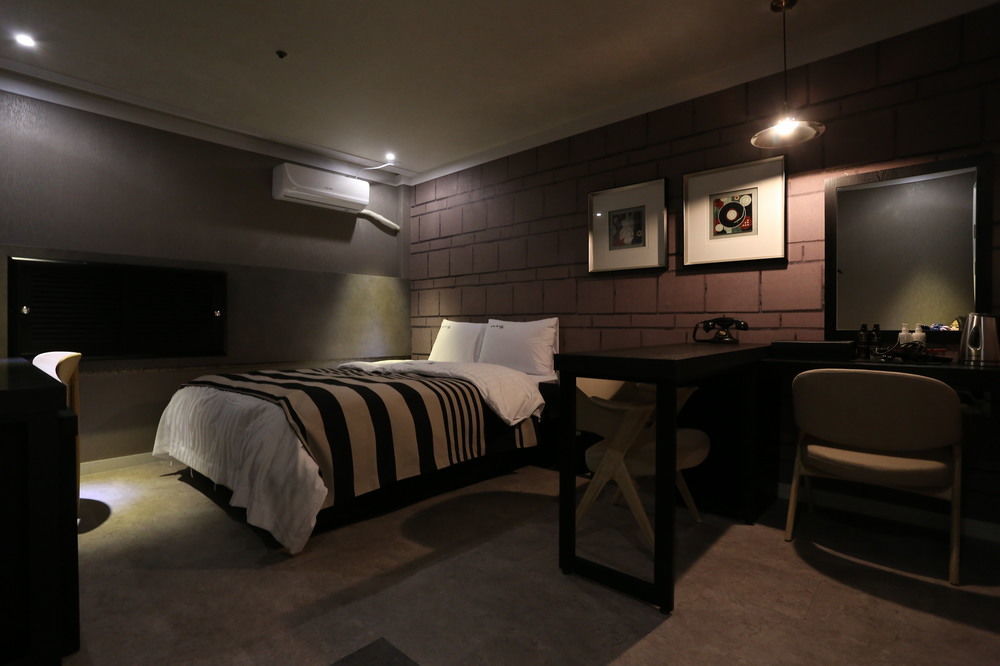 Ilsan Blanc Motel Goyang Exterior foto
