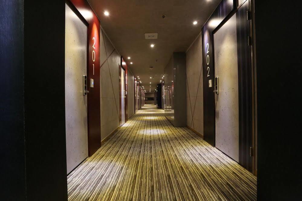 Ilsan Blanc Motel Goyang Exterior foto